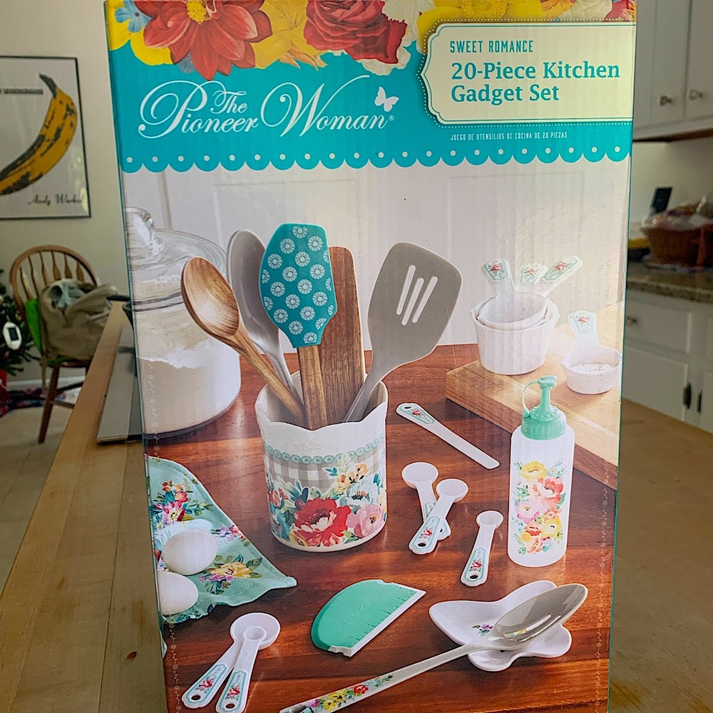 Pioneer Woman 20 Piece Kitchen Gadget Set (Sweet Romance)